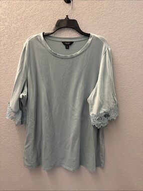 Vera Wang Pale Blue Scoop Neck Top with Lace Sleeve Trim